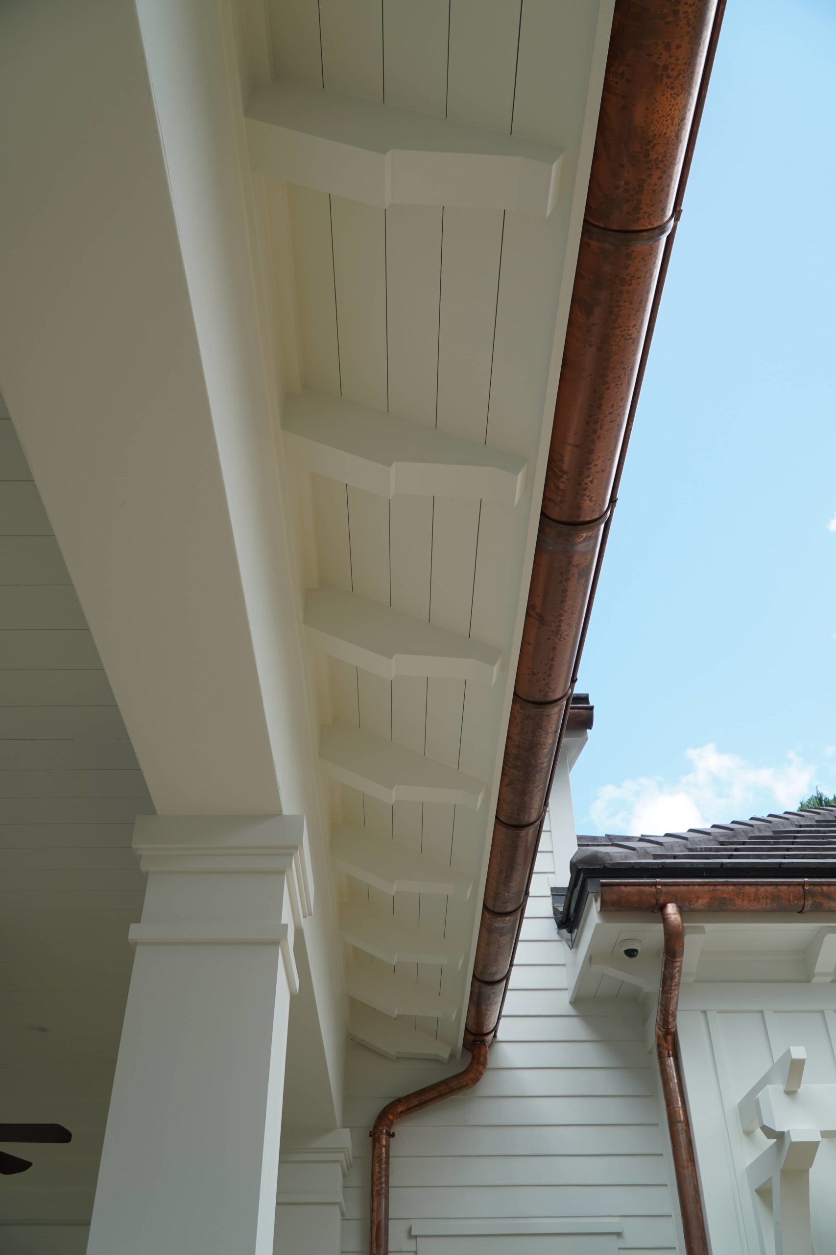 Eaves with decorative cut rafter tails